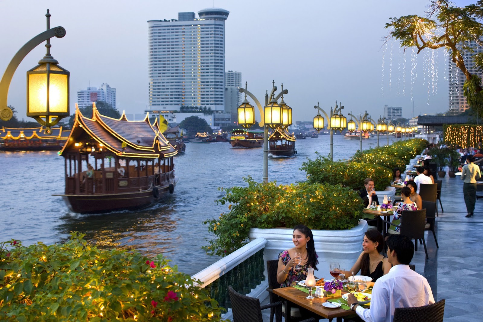 Sông Chao Phraya nức tiếng Thái Lan